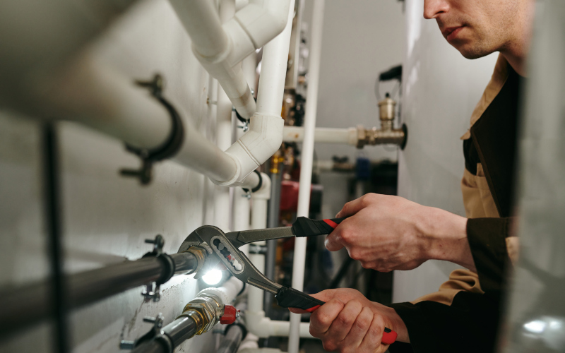 Why You Should Hire Us as Your Commercial Plumbing Professional
